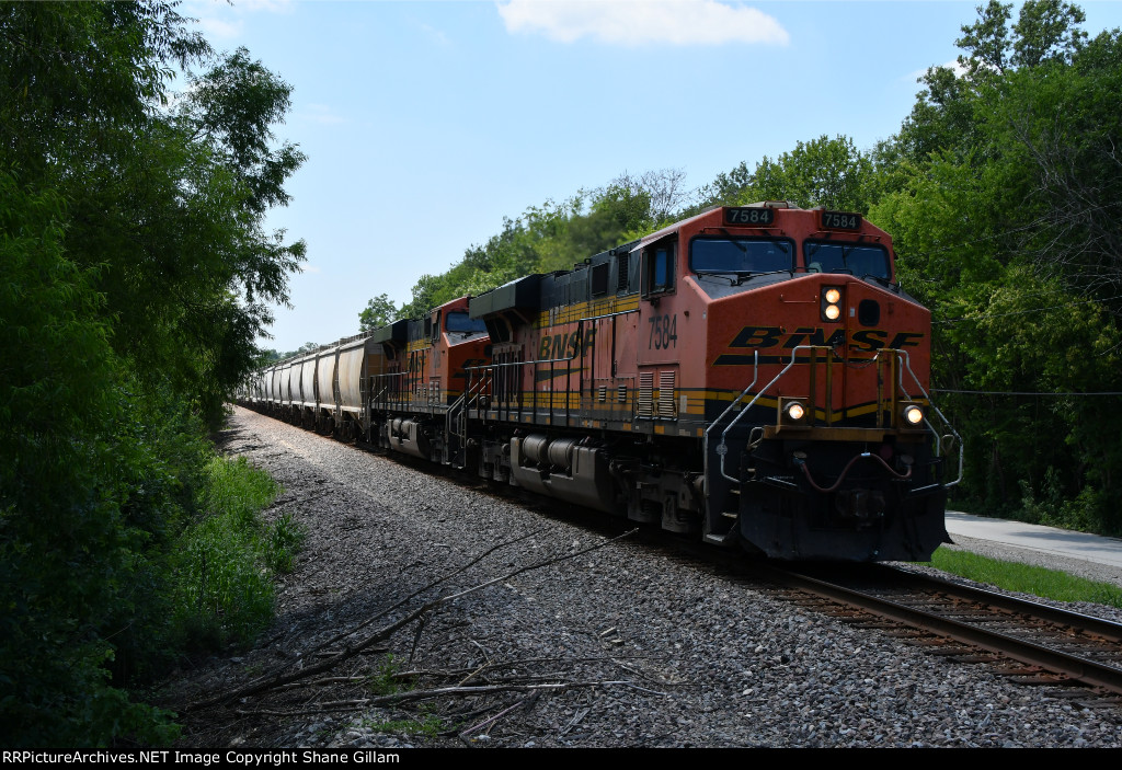 BNSF 7584